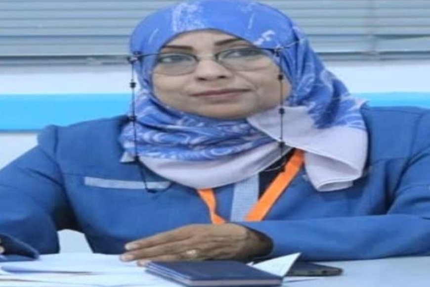 رائدة من جامعة عدن تغرس راية العلم في كل ترحال لها
