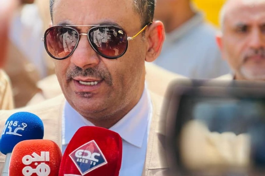عدن: رئيس هيئة النقل يدشن تفويج أولى رحلات حجاج بلادنا إلى الاراضي المقدسة