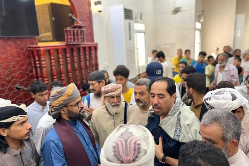 إشادة واسعة بموقف نايف البكري إثر زيارته لمسجد عمر بن الخطاب بعد حادثة الاقتحام
