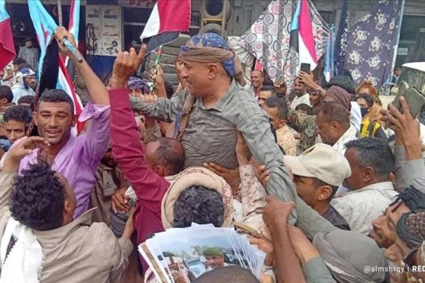 بعد غياب قاد تظاهرة حاشدة بالضالع.. القيادي الشنفرة يعود إلى الواجهة!