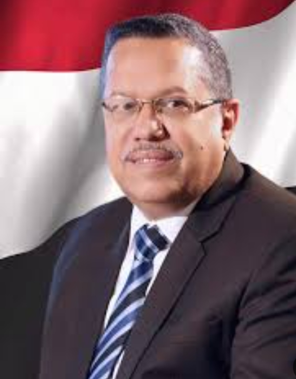 رئيس مجلس الشورى يعزي نائب رئيس مجلس القيادة العميد طارق صالح بوفاة عمته