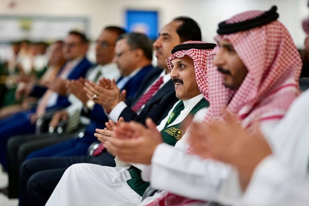 وزير الشباب والرياضة نايف البكري يشيد بالدعم السعودي لليمن ويحضر تخرج 25 متخصصا في مستشفى الأمير محمد بن سلمان