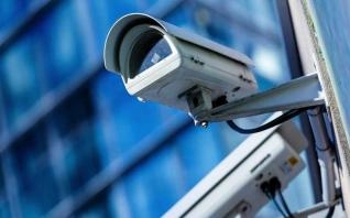 رئيس مجلس النجف : تشكيل لجنة للتحقيق بصرف ١٤ مليار دينار على مشاريع كاميرات مراقبة غير كفوءة بالمحافظة