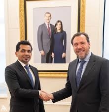 وزير النقل: شركات عالمية ترغب بالمشاركة في طريق التنمية وميناء الفاو والربط السككي