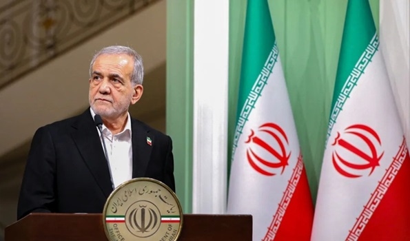 الرئيس الإيراني: نؤيد منطقة خالية من الأسلحة النووية شرط أن يشمل ذلك إسرائيل