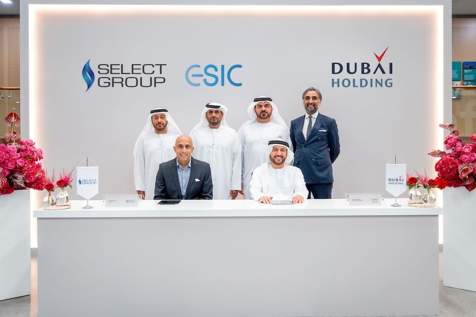Dubai Holding, Select Group ink development deal for Palm Jebel Ali, d3