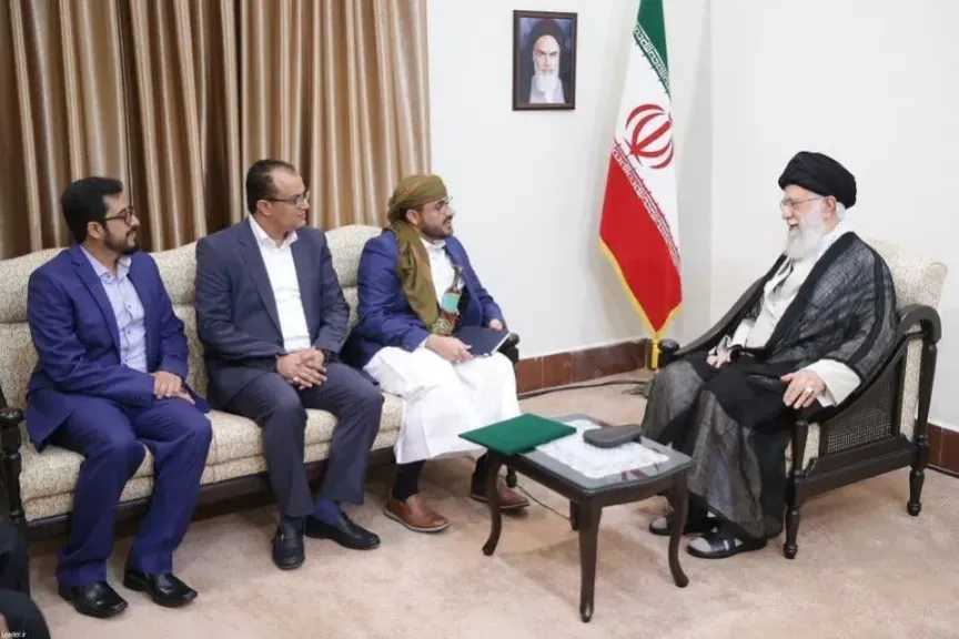 مسؤول حكومي: تنازلات حوثية كبيرة لواشنطن مقابل قضية لا علاقة لها باليمن وغزة