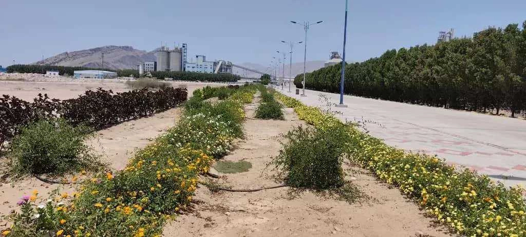 اختطاف ستة مدراء من مصنع أسمنت الوحدة باتيس