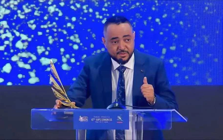 فوز مصور يمني بالمركز الأول في مسابقة الاتحاد الدولي للصحافة الرياضية