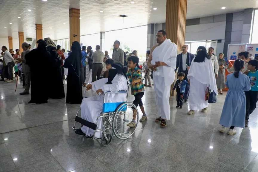 السعودية تُخفف معاناة الحجاج اليمنيين: رحلات مباشرة إلى جدة من صنعاء وعدن