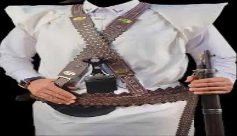 مكتب ثقافة تعز يمنع انتشار زي 'العكفي' في المناسبات الاجتماعية