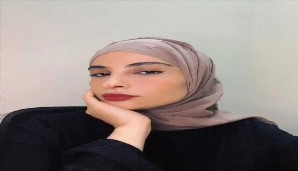 ملكة جمال اليمن، تُثير جدلًا واسعًا بمنشور على 'السوشيال ميديا': 'أي شيء تعمله امرأة يتحول لمصيبة!'