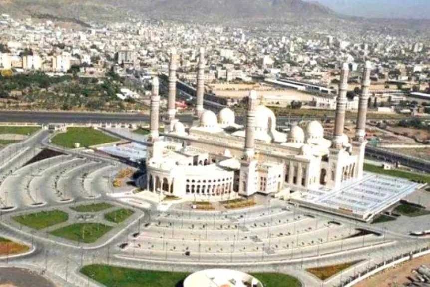 الحوثيون يطردون إمام مسجد من مسجده ومسكنه بصنعاء ويفرضون خطيبا مواليا لهم