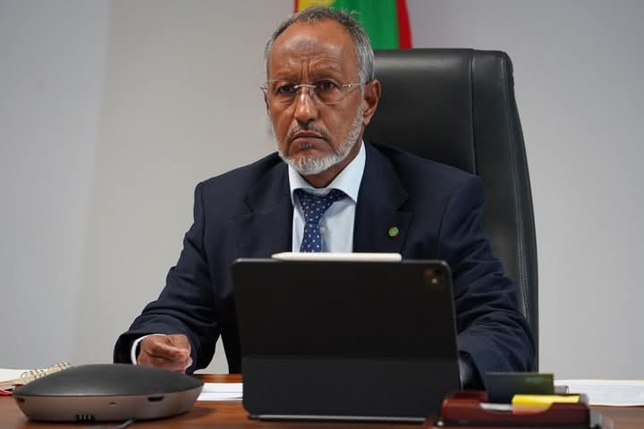 وزير الصحة يشارك عن بعد في اجتماع طارئ لنظرائه الأفارقة