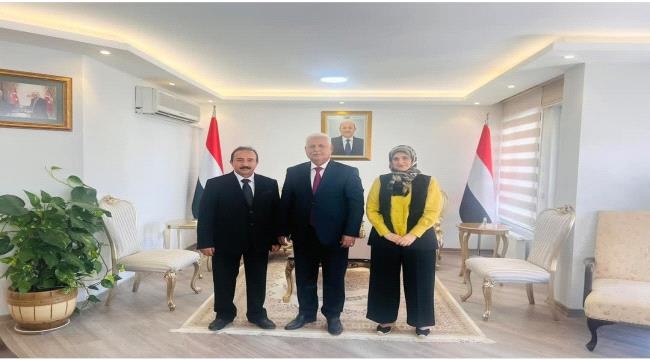 السفير طريق يلتقي أعضاء البعثة الدبلوماسية الجدد