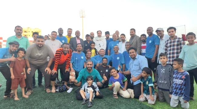 وزارة الشباب والرياضة تتجاوز صندوق النظافة وتتأهل الى نصف نهائي بطولة كأس عدن للكرة الخماسية