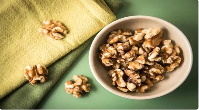 9 فوائد مذهلة لتناول الجوز