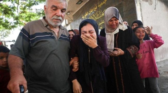 21 شهيدًا في قصف إسرائيلي استهدف نازحين بغزة