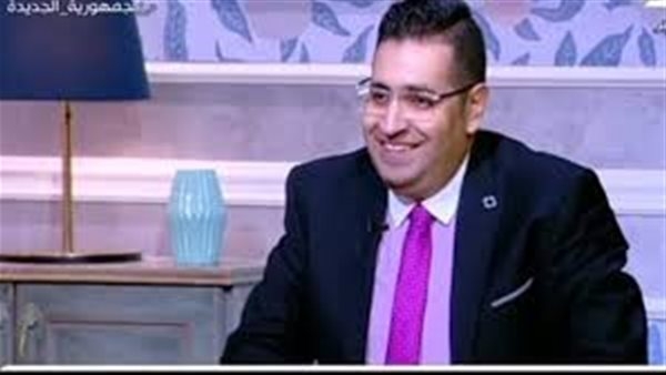 خبير اقتصادي: اقتصاد مصر خرج من عنق الزجاجة والدولة تجني ثمار ما بذلته خلال سنوات
