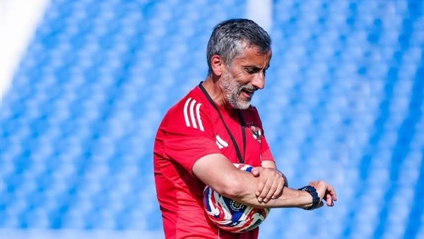 خط هجوم ناري.. هل ينجح ريفيرو في العبور بسفينة المونديال؟