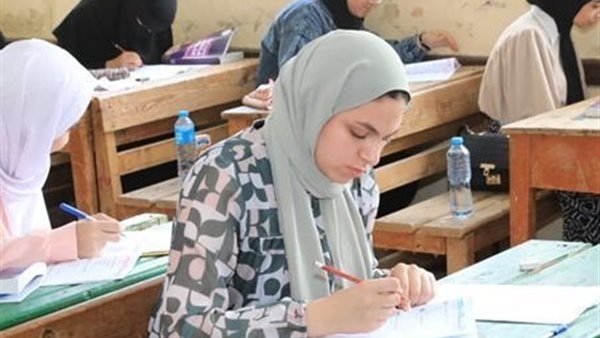 بدء امتحانات الثانوية العامة 2025 رسميًا.. تفاصيل الجدول النهائي