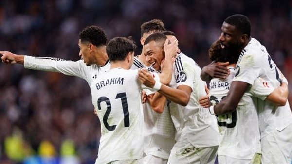 ريال مدريد يتصدر مجموعته بعد الفوز على باتشوكا في مونديال الأندية