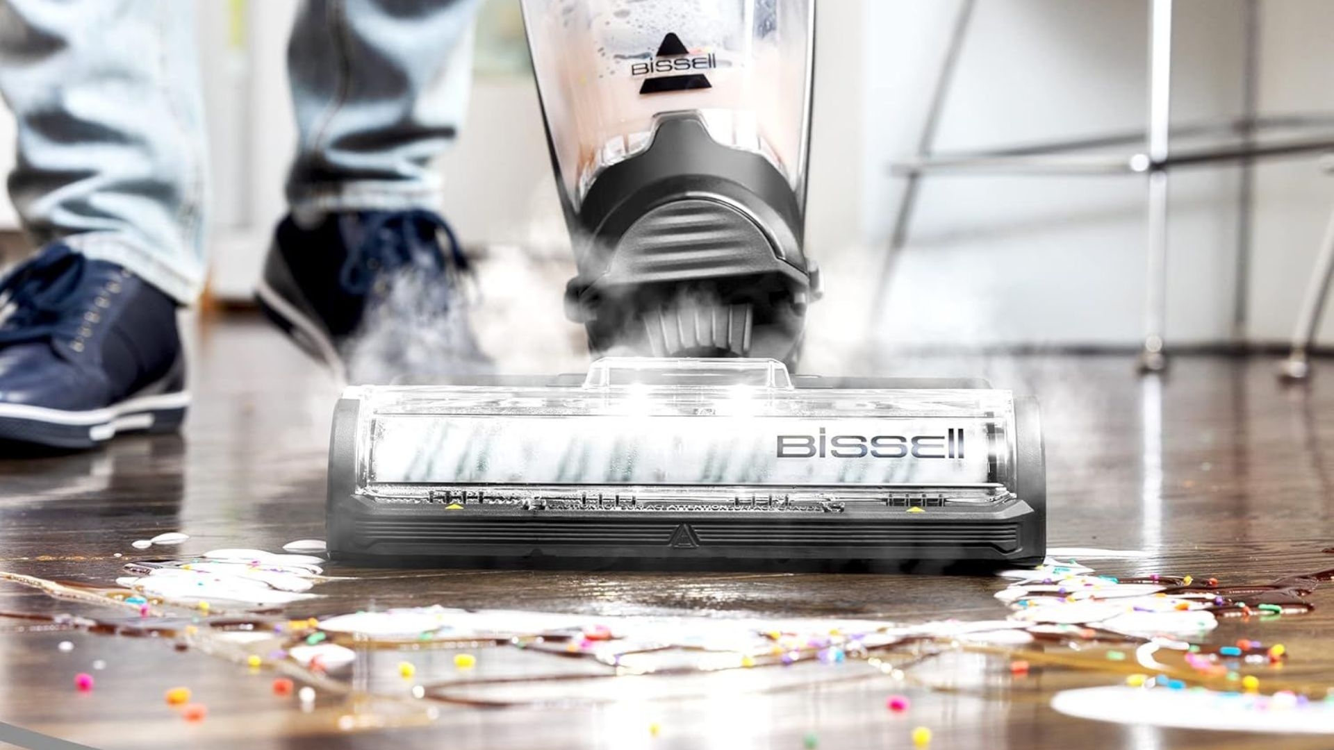 Our Guide To The Best Vacuum/Mop Combos In Canada In 2025 (And Where To Get Them)