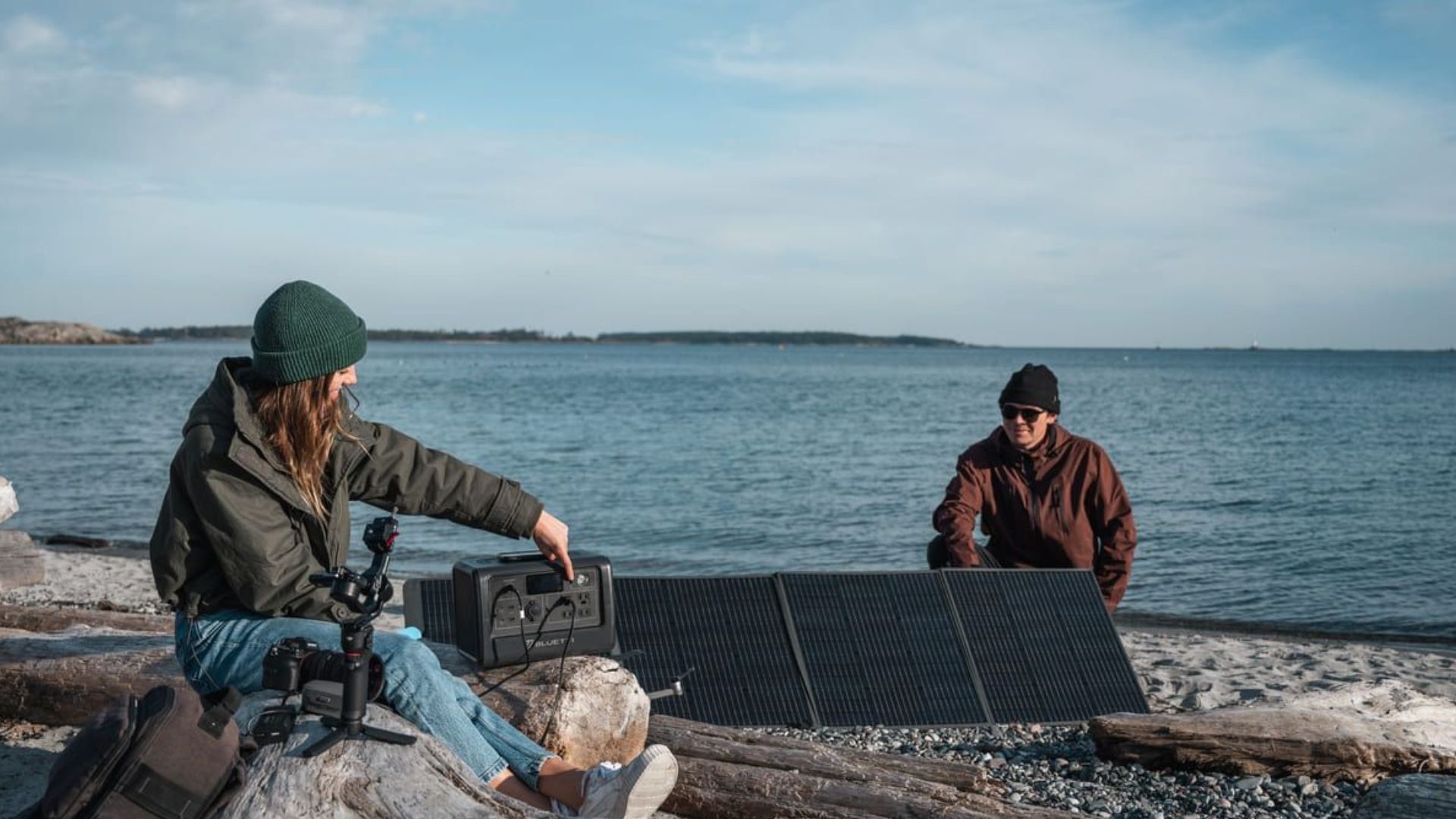 Our Guide To The Best Solar Generators In Canada In 2025 (And Where To Get Them)