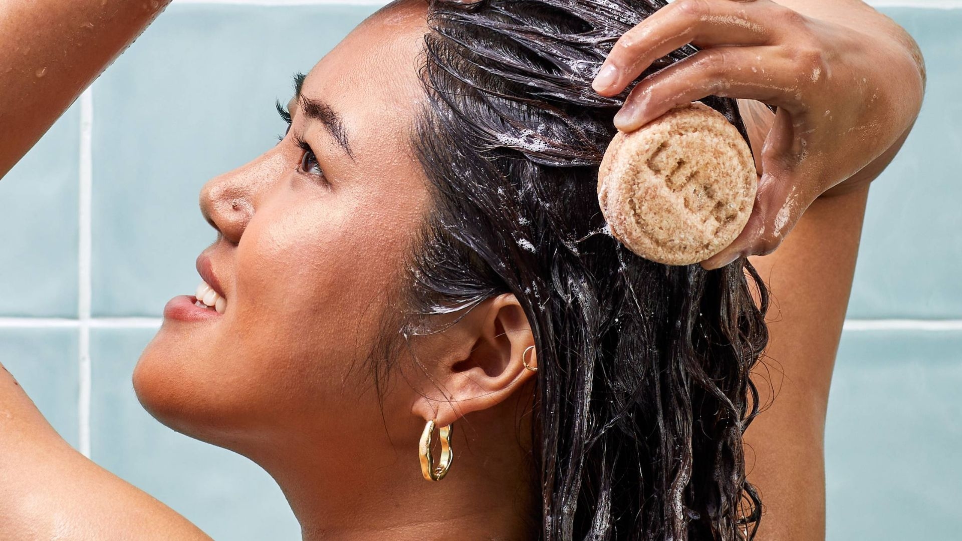 The Absolute Best Shampoo Bars You Can Get In Canada Right Now