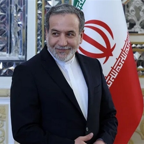 طهران تلوّح بلقاء في روما.. هل يتحرّك الأوروبيون قبل سقوط الاتفاق النووي؟