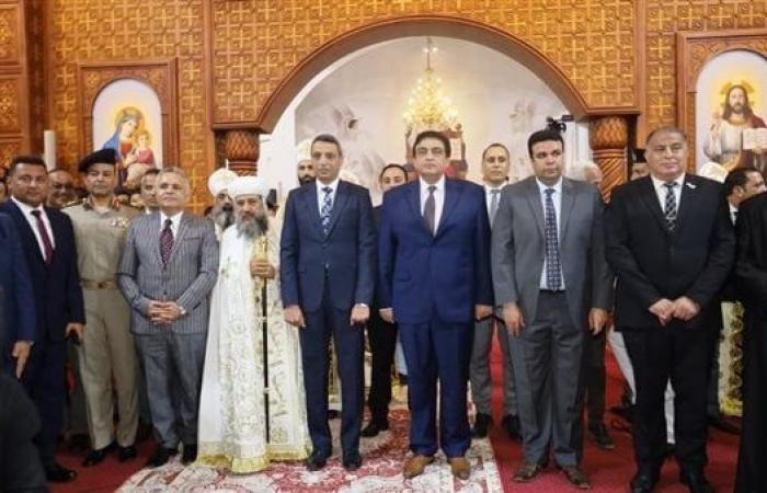 أخبار العالم : محافظ السويس يقدم التهنئة للأخوة الأقباط بمناسبة عيد القيامة المجيد