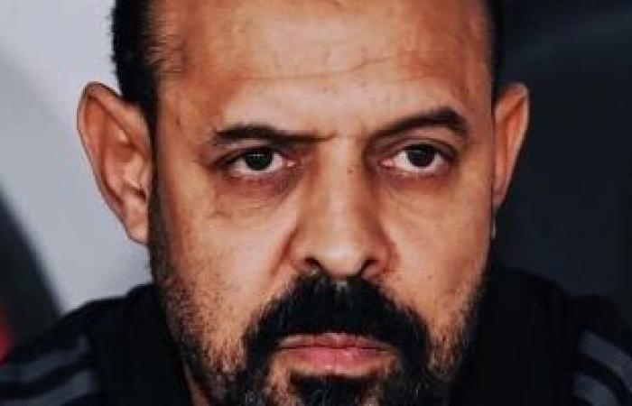 أخبار الرياضة : النحاس يجهز لاعبي الأهلي البدلاء والعائدين من الإصابة قبل مواجهة فاركو