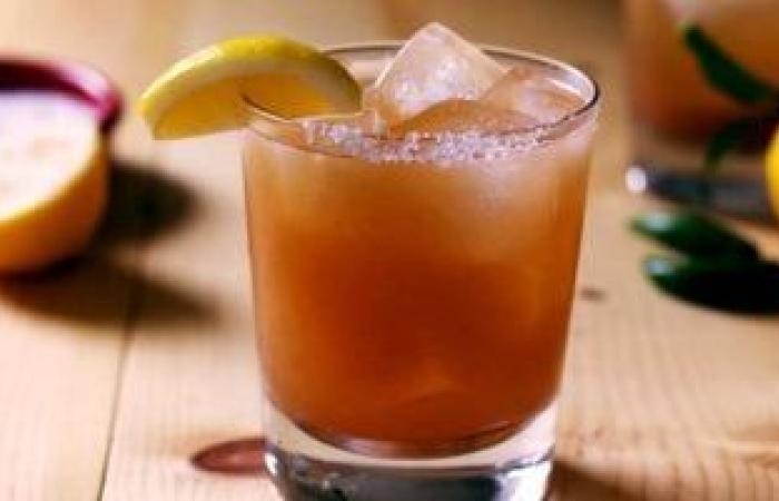 صحة وطب : 7 أطعمة ومشروبات طبيعية تخفض ضغط الدم