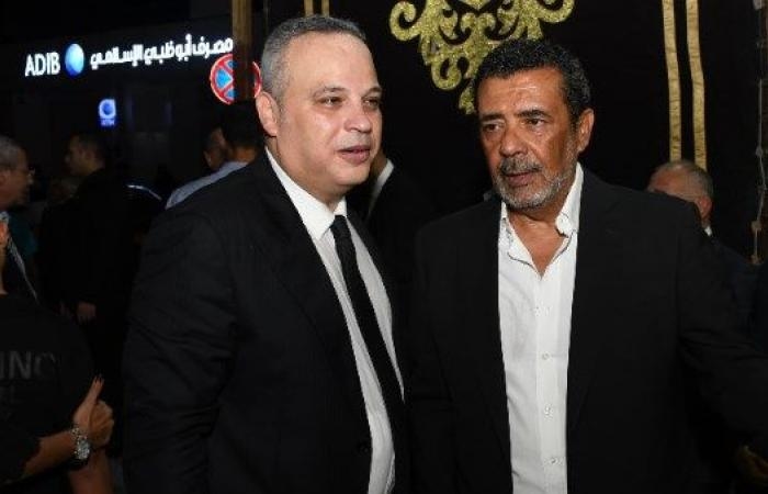 أخبار مصر : بعد شكوى قلة أعماله .. أول ظهور لـ شريف خيرالله فى عزاء والد تامر عبد المنعم