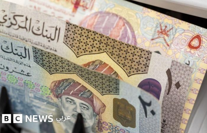 أخبار العالم : عُمان تعتمد أول ضريبة دخل في الخليج وسط تكهنات بأن تكون مغامرة اقتصادية