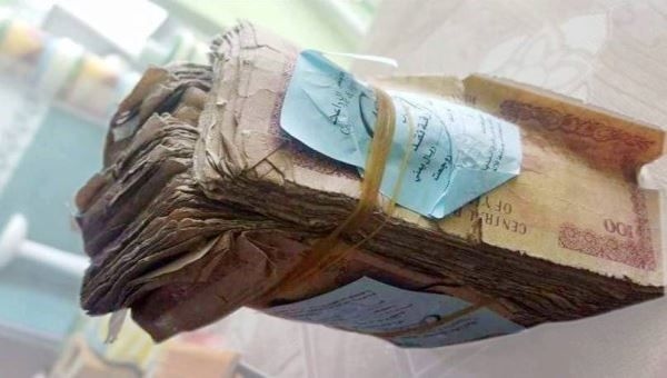 رفض واسع للعملات التالفة في المحلات التجارية بصنعاء عقب توجيهات البنك المركزي