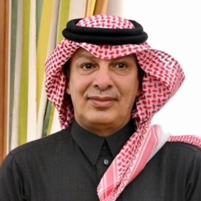 صحفي سعودي بارز: هذا الطرف هو طوق نجاة لليمن واليمنيين