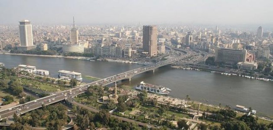 حادث مروع في برج سكني بالقاهرة يودي بحياة شابة يمنية