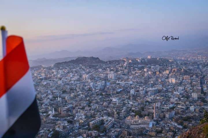 "محامي صالح يكشف تفاصيل الانسحاب العسكري المفاجئ ويطرح علامات استفهام حول أسبابه"
