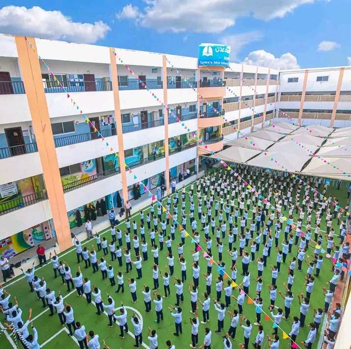 نجاح باهر لمدرسة يمنية خاصة.. المركز الأول في نتائج الثانوية العامة لعام 2025
