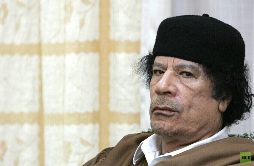بالصور.. مصير جرافة القذافي "الأضخم في العالم"!