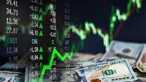 أسوأ أداء للدولار منذ 40 عاما.. 5 ركائز مؤثرة
