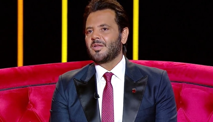 "لست وسيماً".. نيشان يكشف سراً ويتأثر على الهواء