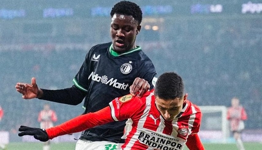 إيندهوفن يفوز بثنائية على فينورد في كأس هولندا