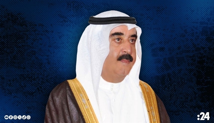 حاكم أم القيوين يواصل استقبال المعزين بعد وفاة الشيخة حصة بنت حميد الشامسي