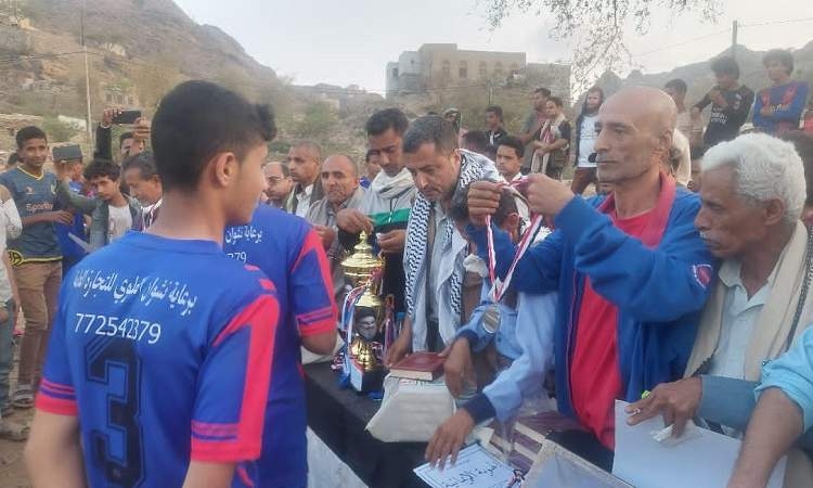 مدرسة عمار بن ياسر تخطف بطولة "الهوية الإيمانية" بوصاب السافل