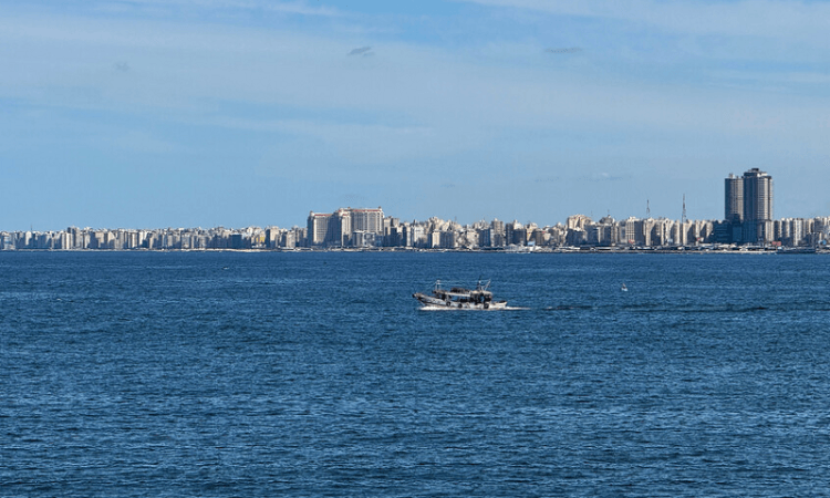 دراسة تحذر من "غرق" مدينة الإسكندرية