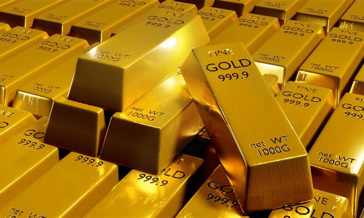 الذهب يرتفع ويتجه لتحقيق أفضل أداء أسبوعي في أكثر من شهر