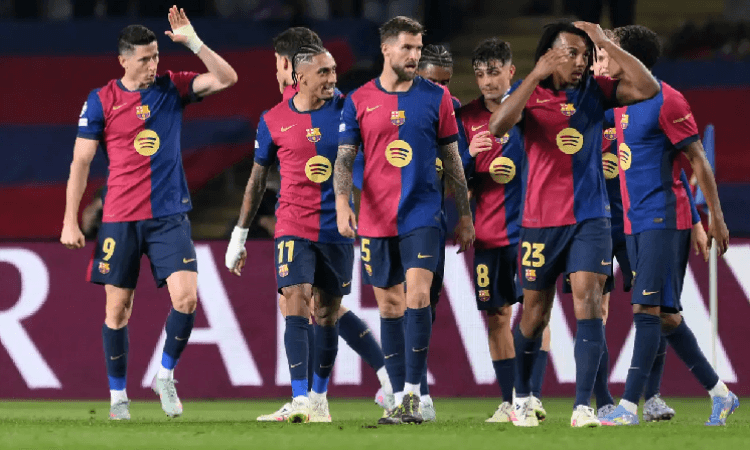 رسميًا.. برشلونة يعلن رحيل لاعبه