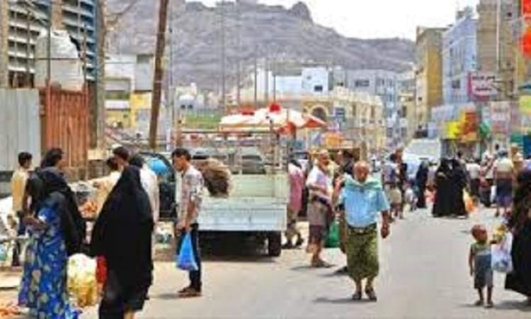 توقعات بوصول الدولار بالمناطق المحتلة الى 3000الف ريال